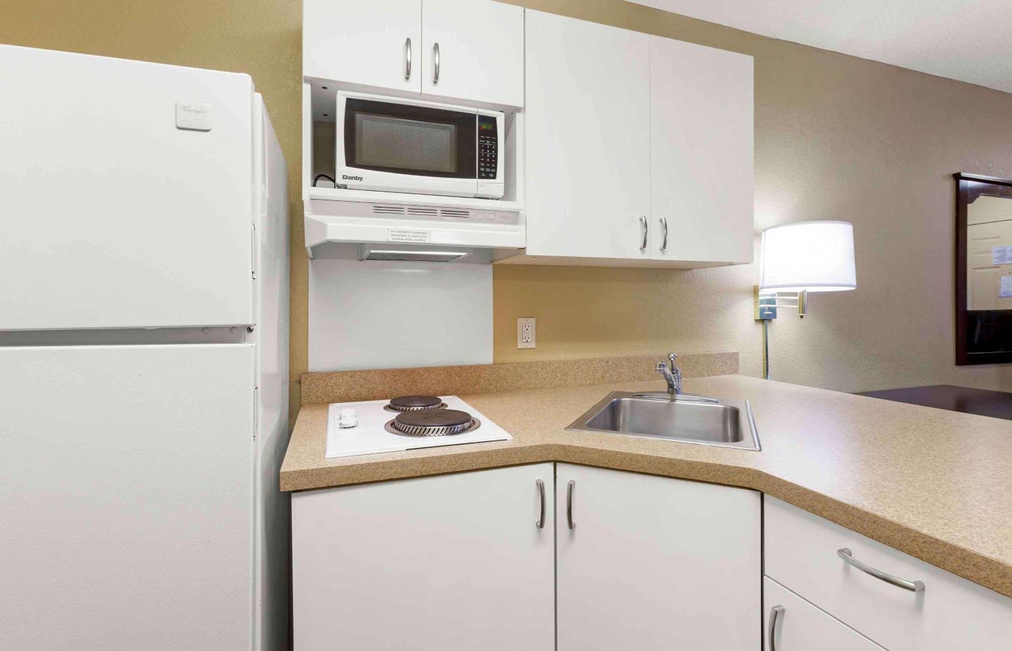 Extended Stay America Select Suites - Raleigh - Rdu Airport Morrisville Exterior foto